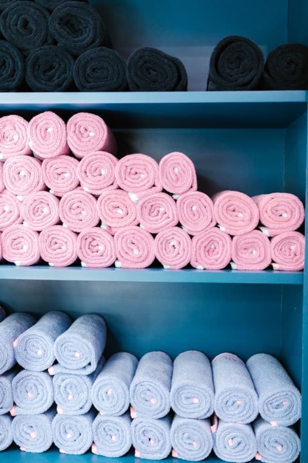 Colorful Rolled Towel Storage Set